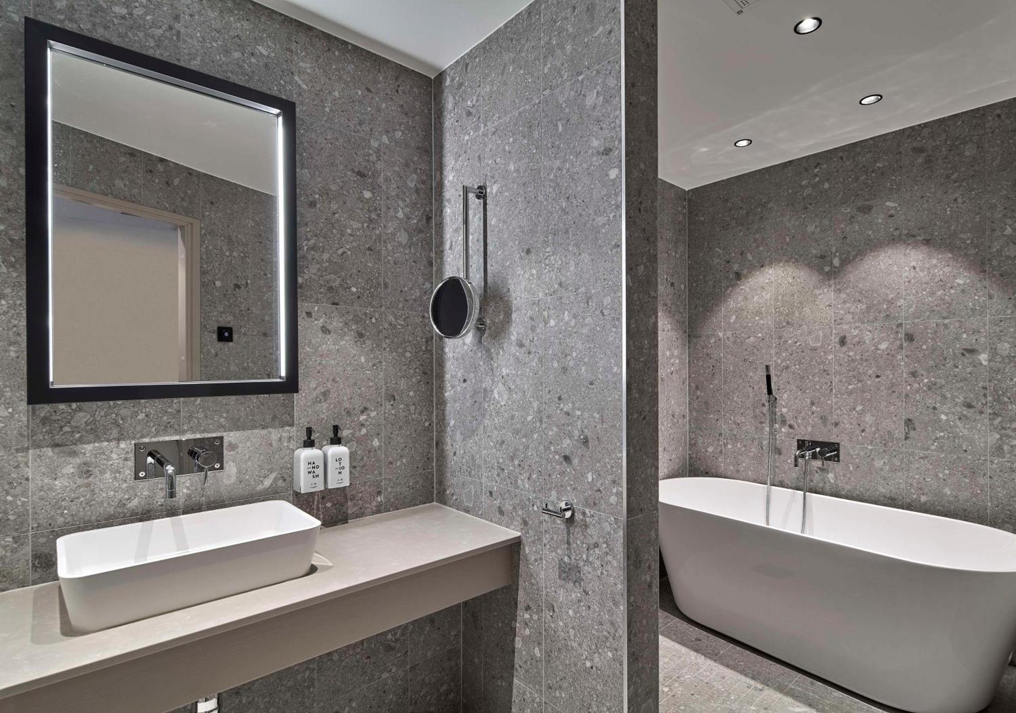 Scandic Crown Hotell 4*